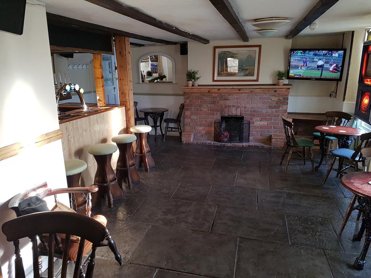 The Marston Inn Yeovil Bagian luar foto