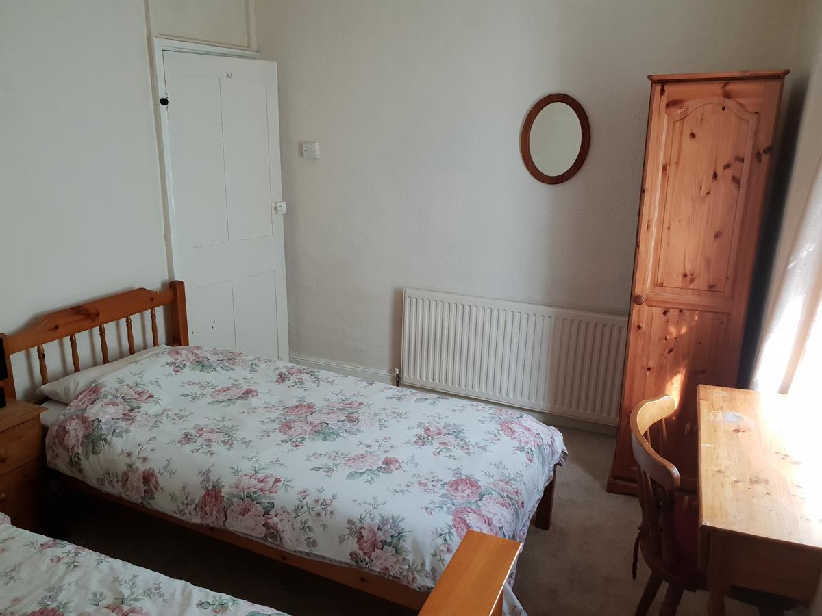 The Marston Inn Yeovil Bagian luar foto